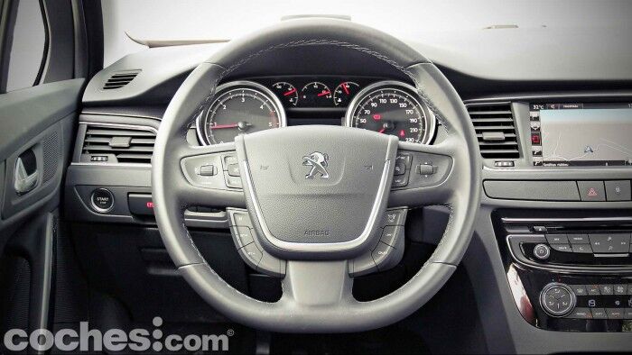 Peugeot_508_BlueHDi_038