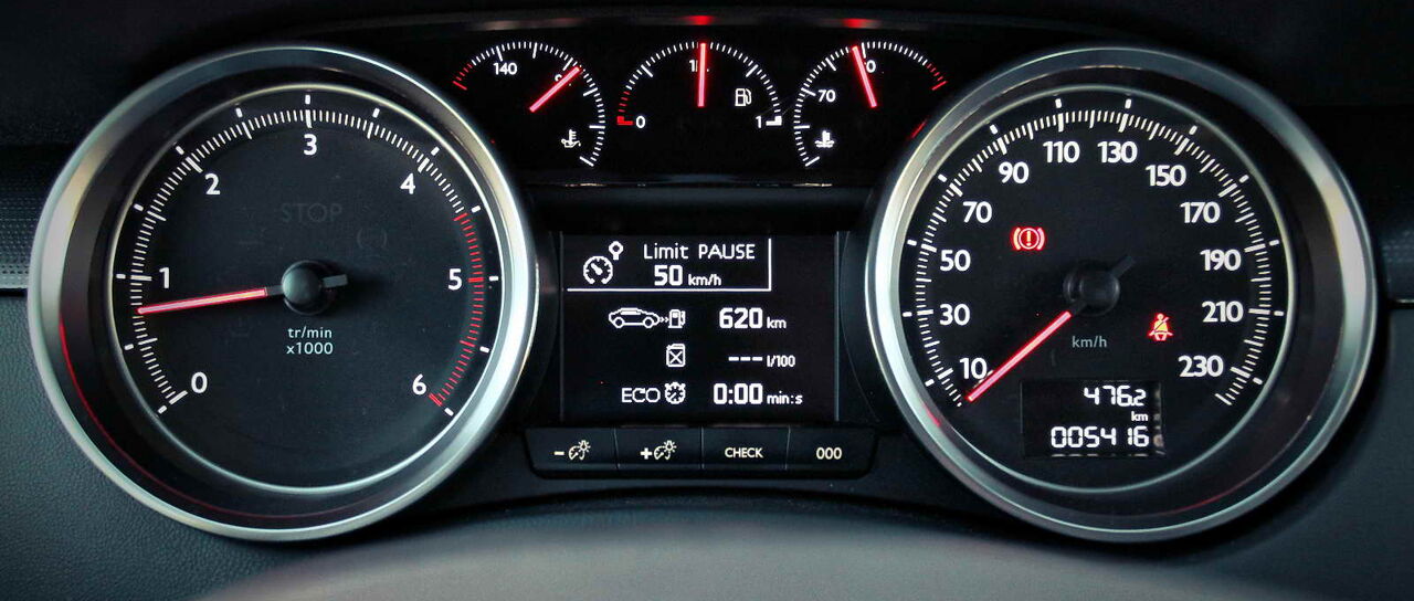 Todas las noticias de coches en un solo portal: Pruebas, fotos, vídeos, informes...