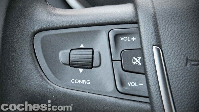 Peugeot_508_BlueHDi_070