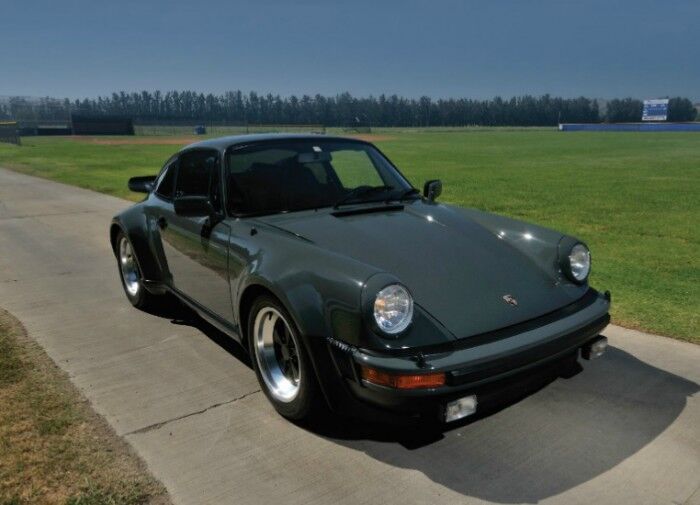 Porsche 930 Turbo Carrera