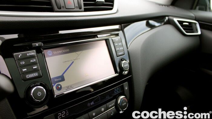 Prueba Nissan Qashqai DIG-T 163 CV 2015 interior 15