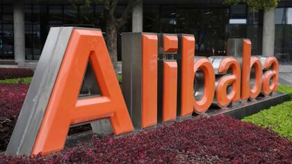 Alibaba ya vende coches por Internet en China