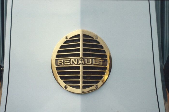 Renault Logo 04