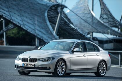 Nuevo BMW 330e, el Serie 3 ya cuenta con versión híbrida enchufable