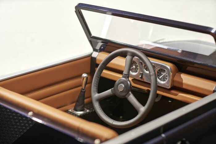 Land Rover Defender pedales 04