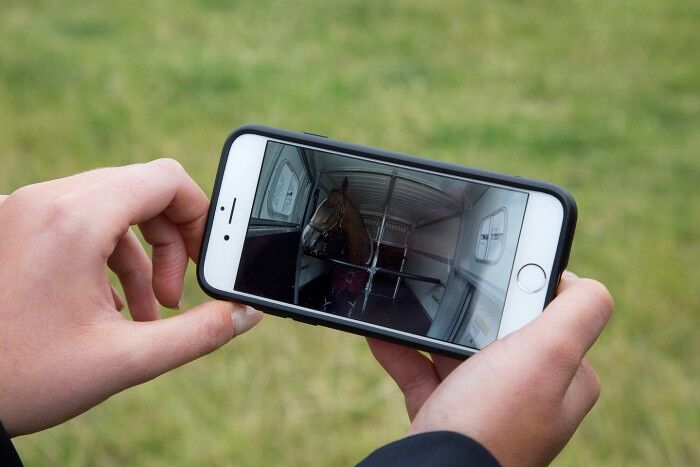 Land Rover Transparent trailer cargo sense 05