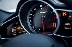 McLaren 650S Spider NüRburgring 24H Edition 2015 Interior 02 300x199