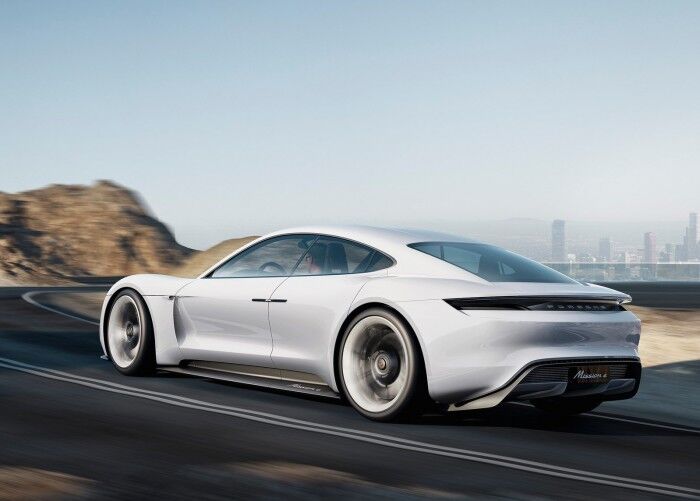 Porsche Mission E Concept 2015 03 700x501