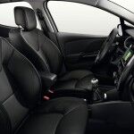 Renault Clio IV SL Premium 2015 Interior 01 150x150