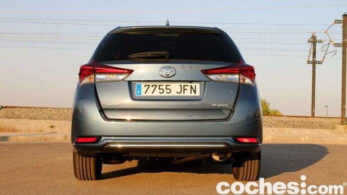 Toyota Auris Touring Sports 2015 prueba 17
