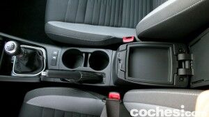 Toyota Auris Touring Sports 2015 prueba interior 28