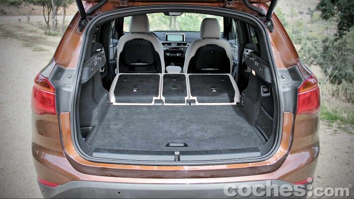 BMW_X1_xDrive20d_031