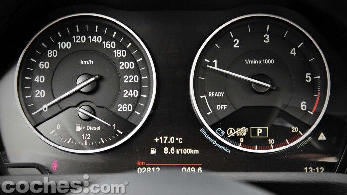 BMW_X1_xDrive20d_042