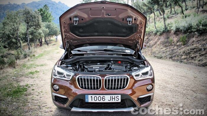 BMW_X1_xDrive20d_043