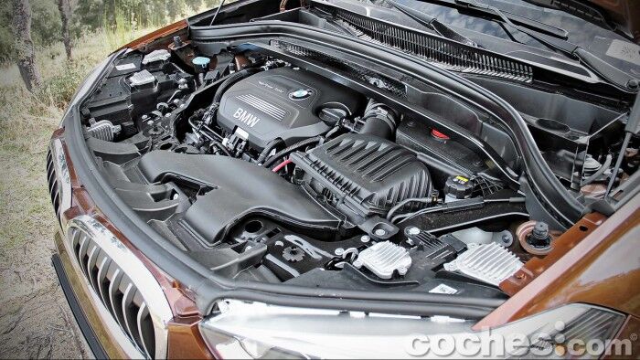 BMW_X1_xDrive20d_047
