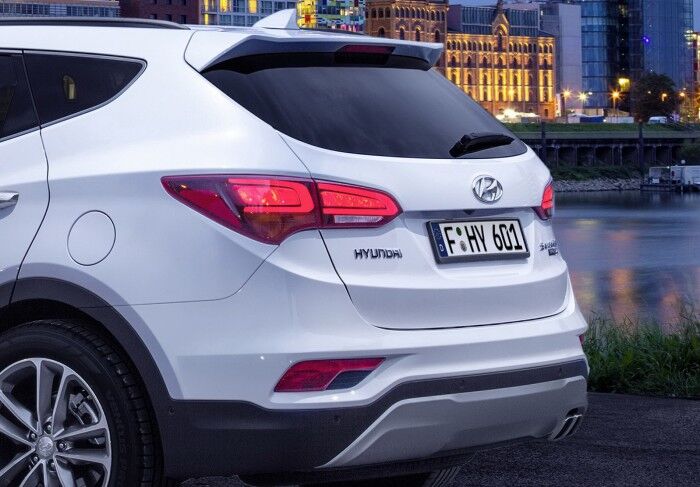 Hyundai Santa Fe 2016 04