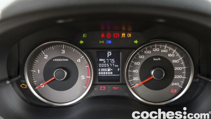 Subaru Forester 2.D Lineartronic 2015 interior 8