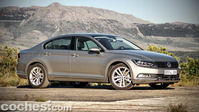 Volkswagen_Passat_2.0TDI_BMT_017