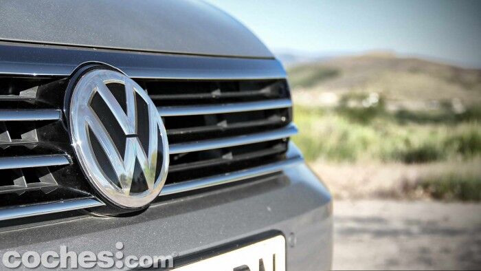 Volkswagen_Passat_2.0TDI_BMT_019
