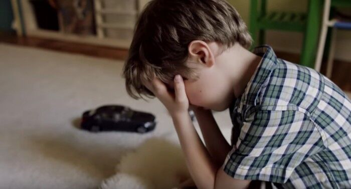 Anuncio Mercedes Ninos Choque 700x378