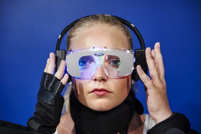 Traje antidrogas FORD