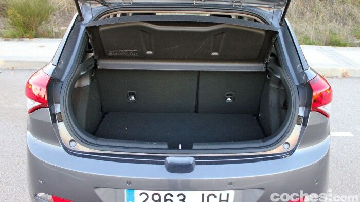 Hyundai i20 2015 prueba 38