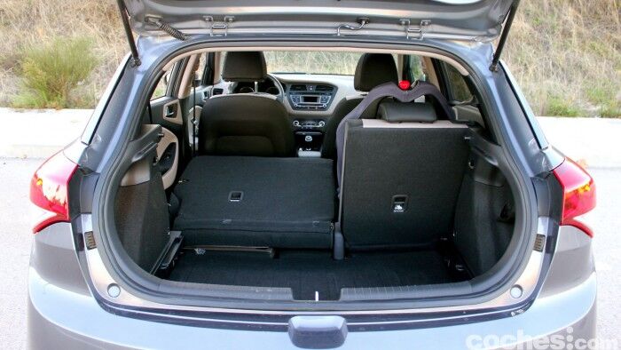 Hyundai i20 2015 prueba 42