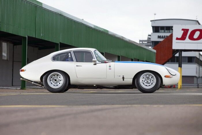 Jaguar E-Type Serie 1 3.8-Litre Competition Coupe 1952 02