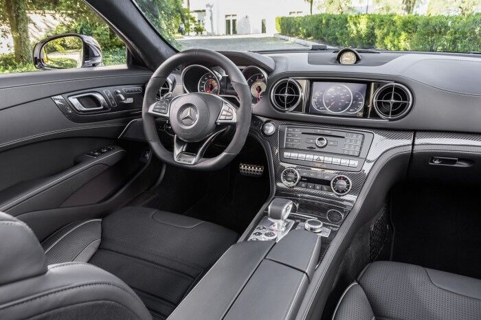 Mercedes-AMG SL 63 R 231 2016 interior 1