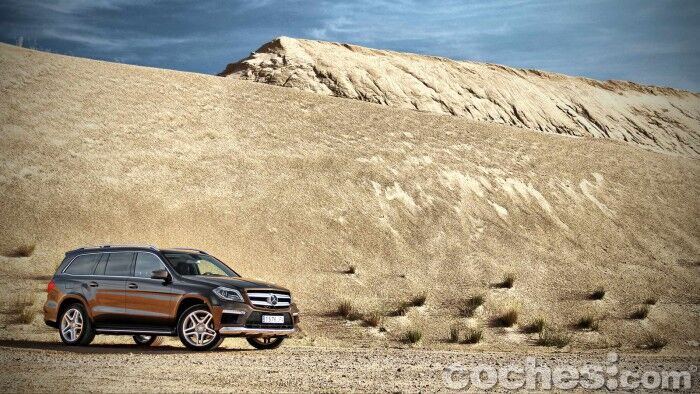 Mercedes_Benz_GL_350_002