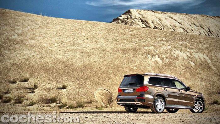 Mercedes_Benz_GL_350_005