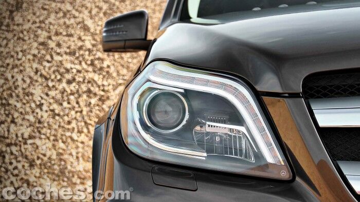 Mercedes_Benz_GL_350_017