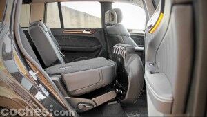 Mercedes_Benz_GL_350_045