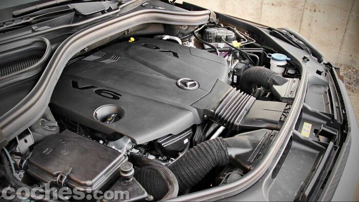 Mercedes_Benz_GL_350_067