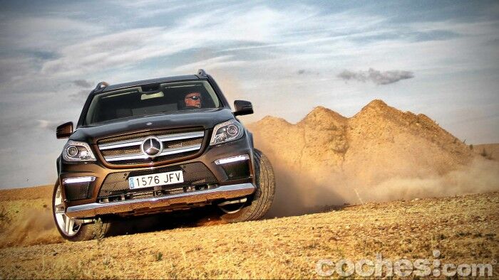 Mercedes_Benz_GL_350_081