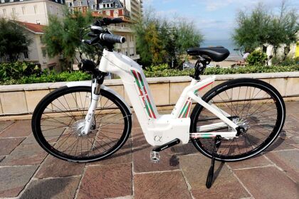 La primera bicicleta de hidrógeno ya está aquí