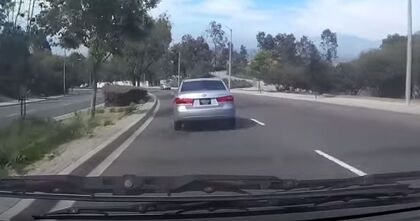 El accidente más surrealista que has visto (posiblemente)