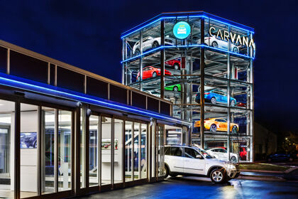 Carvana: una maquina expendedora gigante de coches