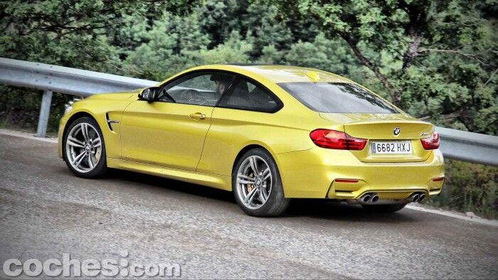 BMW_M4_Coupé_035