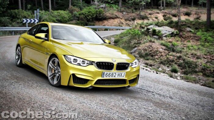 BMW_M4_Coupé_037