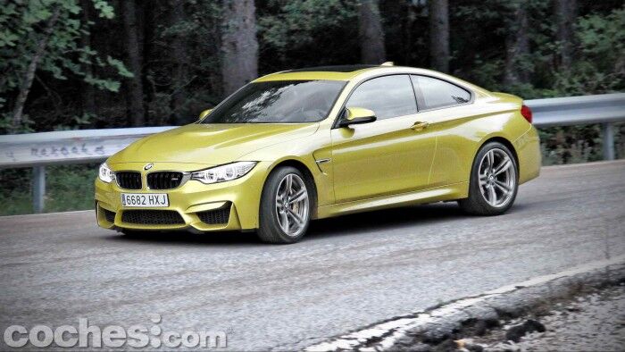 BMW_M4_Coupé_038