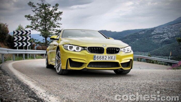 BMW_M4_Coupé_040