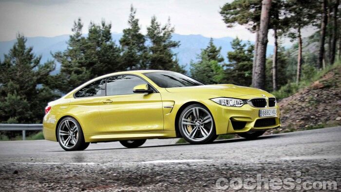 BMW_M4_Coupé_043