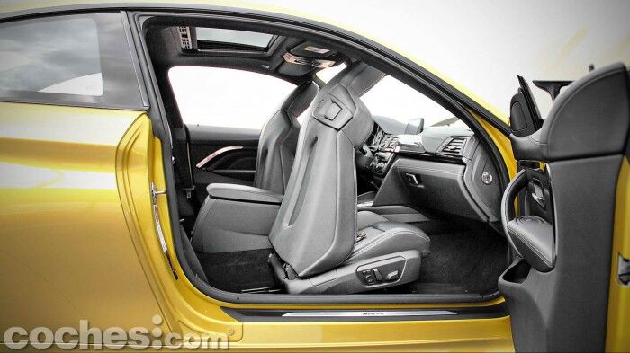 BMW_M4_Coupé_073