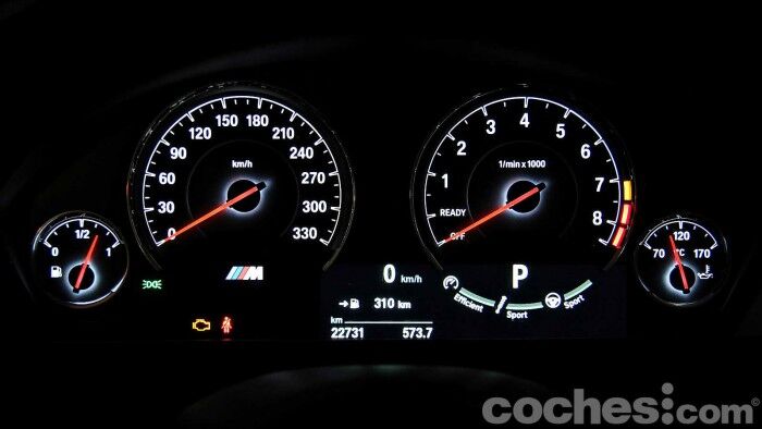 BMW_M4_Coupé_075