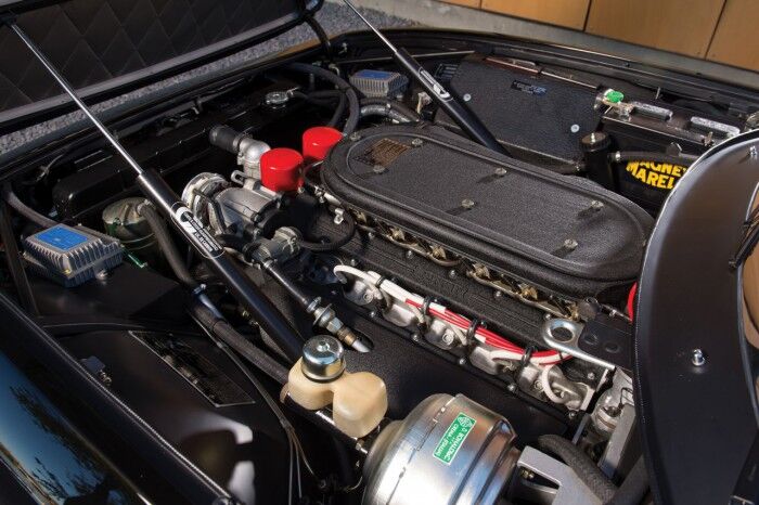 Ferrari 365 GTB_4 Daytona Berlinetta by Scaglietti 1973 motor 01