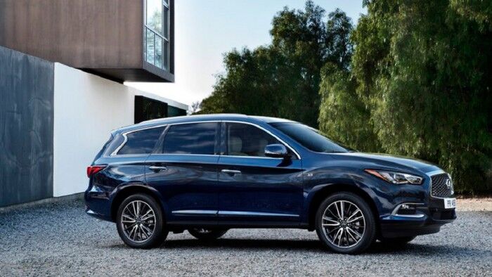 Infiniti QX60 01 700x394
