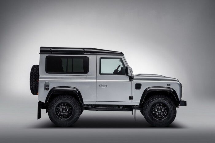 Land Rover Defender 2 millones 02