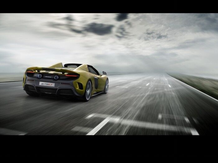 McLaren 675LT Spider 05 700x524