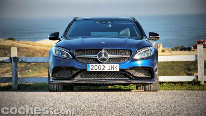 Mercedes-AMG_C_63_Estate_005